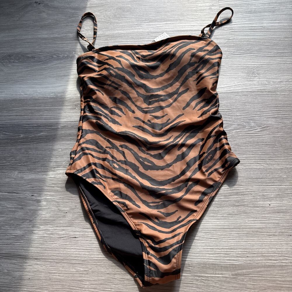 Relleciga One Piece Swimsuit, Zebra Striped, Medium